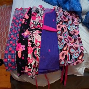 5 scrub tops all small and extra smalls